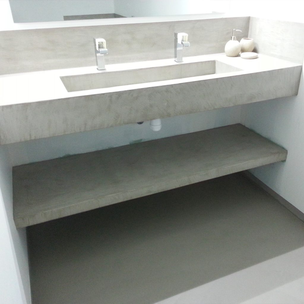 Vasque de salle de bain en béton ciré gris, pour un effet brut et moderne